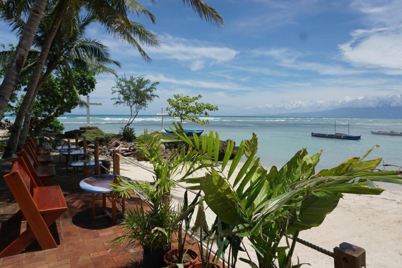 L Cafe Restobar & Lyn'S Guest House Сан-Хуан Экстерьер фото